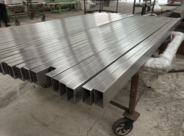 南昌新能源汽车用不锈钢方管 现货